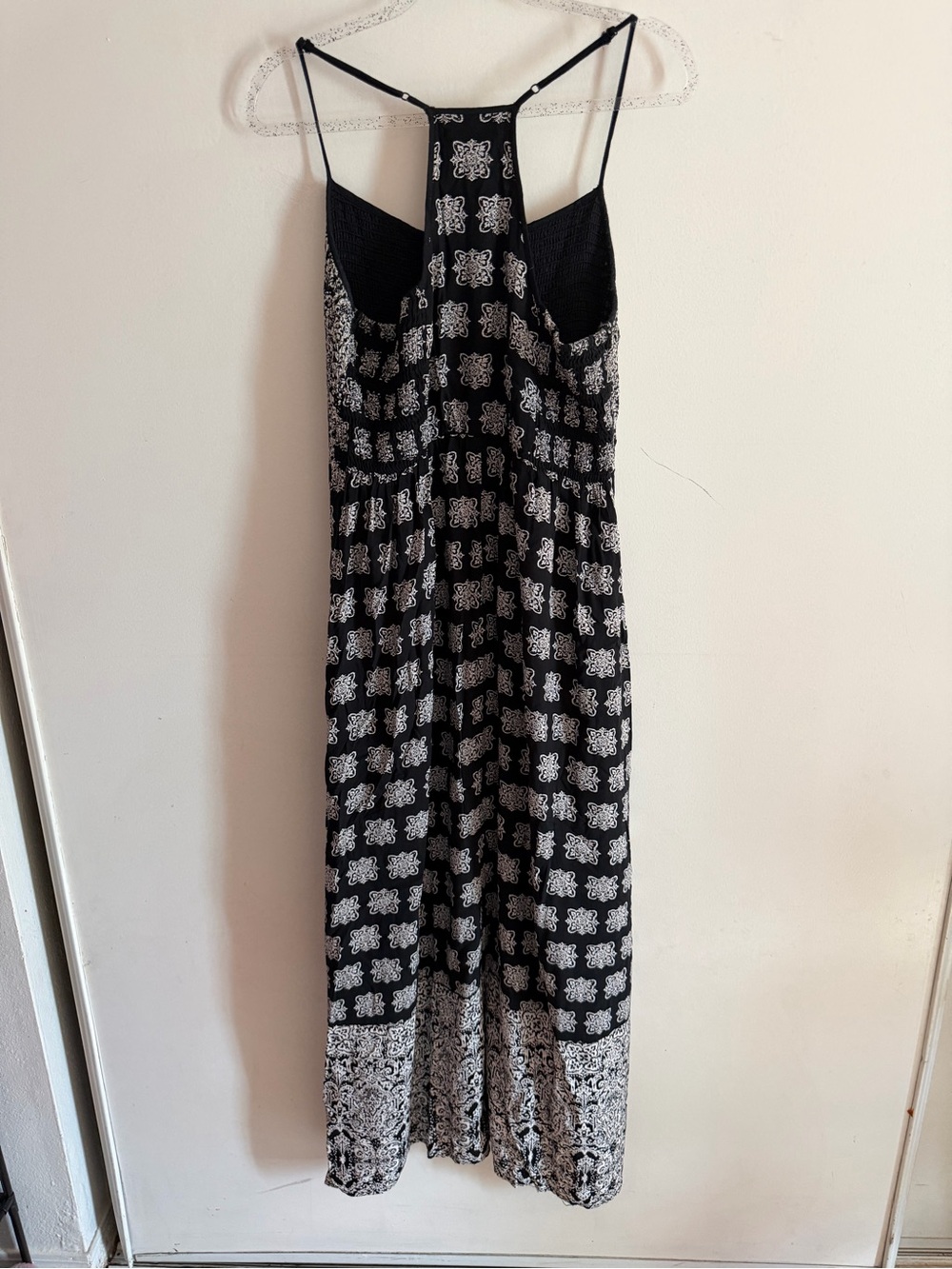 Band of Gypsies Black and White Printed Maxi Dress - Picture 3 of 11